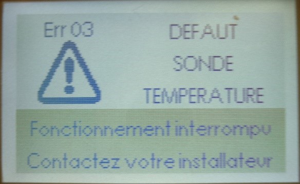 Interface de radiateur &eacute;lectrique - err 03 / pictogramme alerte / d&eacute;faut sonde temp&eacute;rature / fonctionnement interrompu / contactez votre installateur