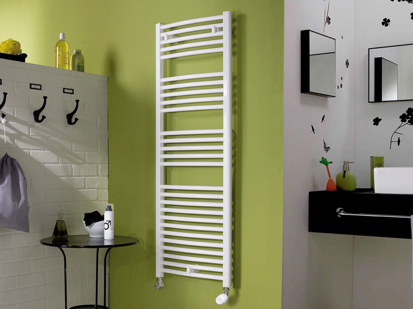479501_radiateur_seche_serviette_eau_chaude_corsaire_blanc_thermor.jpg